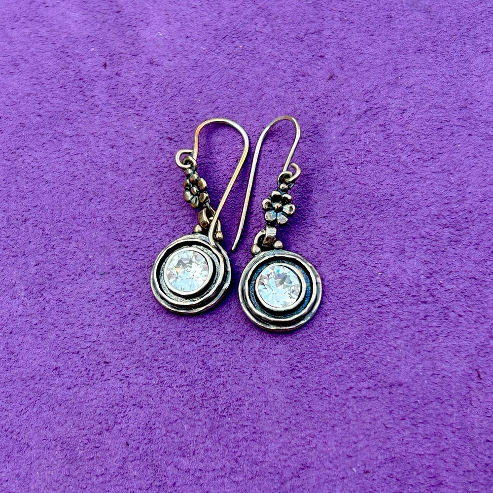 Grace and Heart Dare to Dazzle Earrings